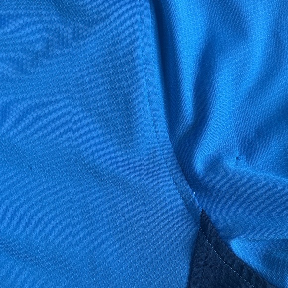 Under Armour Men's Color Block Blue Golf Polo Shirt - Picture 4 of 5